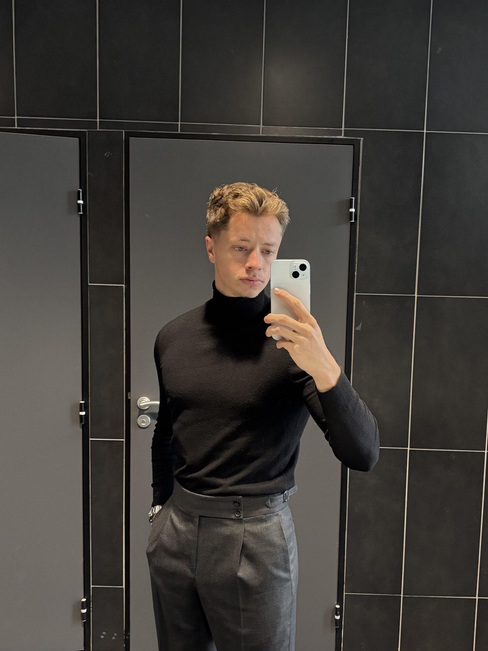 Porter des pantalons taille haute change tout